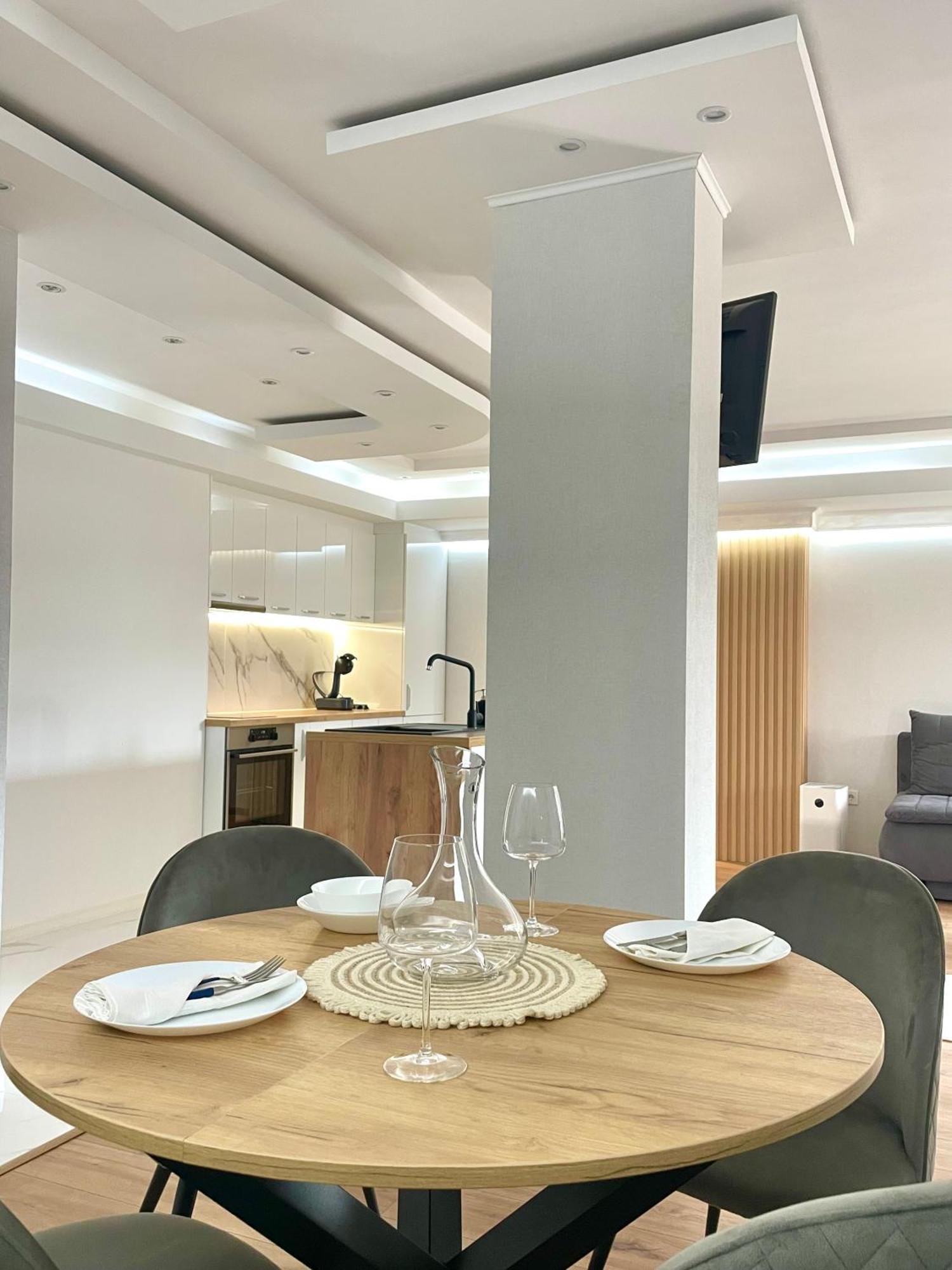 Sea Breeze Apartment Варна Екстериор снимка